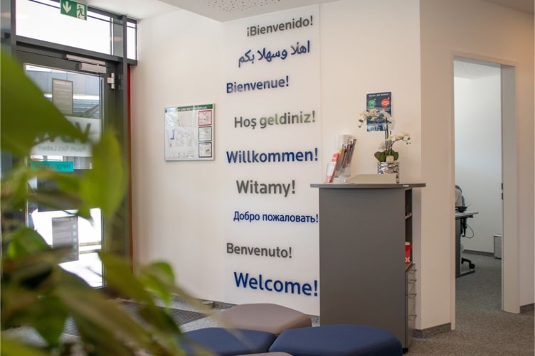 Zone eins: Der Empfang